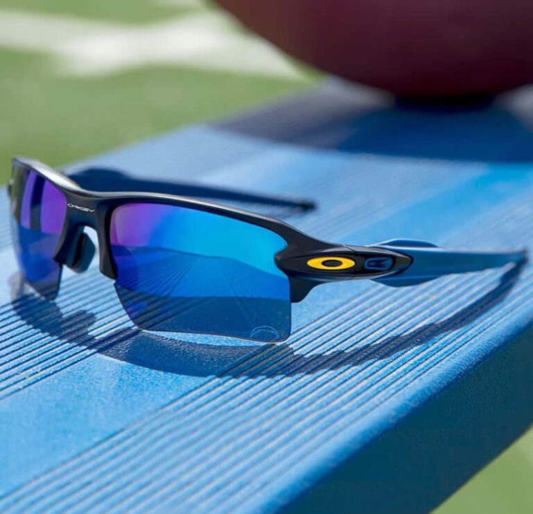 OAKLEY NFL_flak